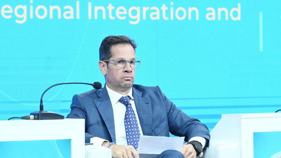 Balazs Hendrich: TDT-yə üzv ölkələr arasında gömrük və tranzit prosedurlarının sadələşdirilməsi mühüm əhəmiyyət daşıyır