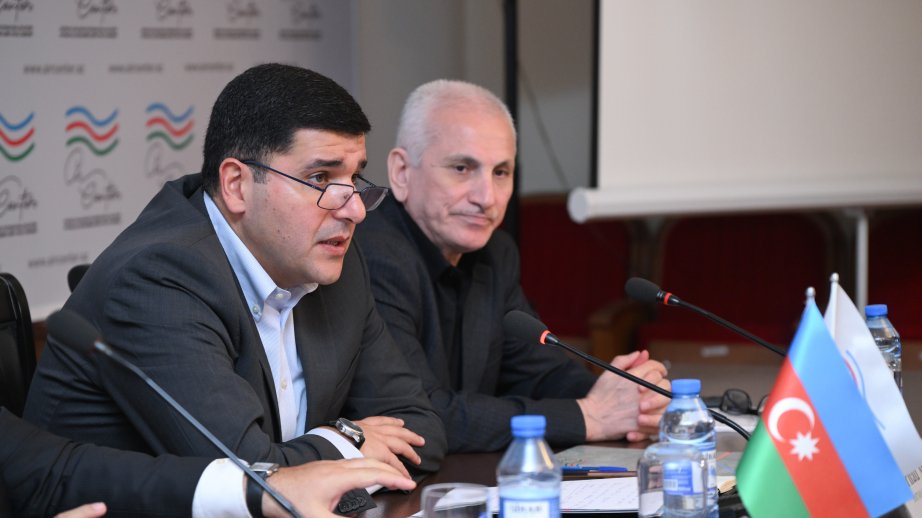 Fərhad Məmmədov: Radikal ermənilər dini irsdən silah kimi istifadə etməyə çalışırlar