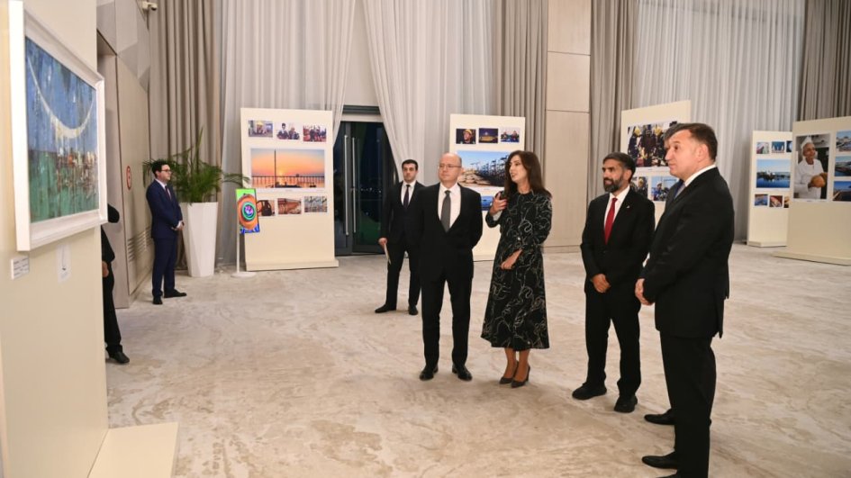Gulustan Palace hosts event marking 32nd anniversary of Contract of the Century and Oil Workers’ Day