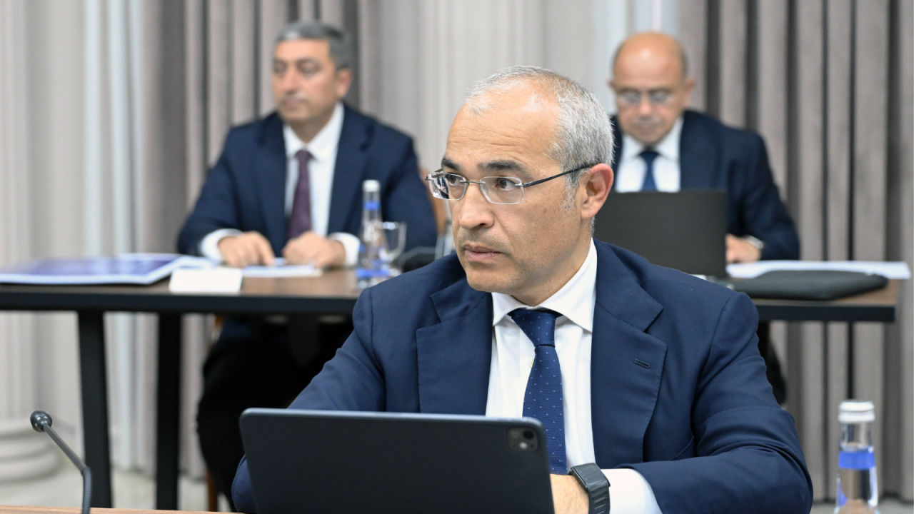 Xammalı yalnız hasil etmək deyil, onu ölkə daxilində daha çox emal etmək əsas məqsəddir - Mikayıl Cabbarov