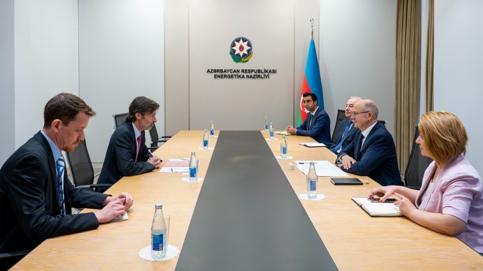 Azerbaijan, IEC explore cooperation on standardization in energy sector