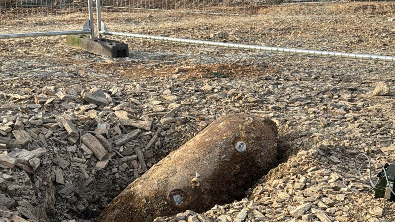 İngiltərədə II Dünya müharibəsinə aid bomba aşkarlanıb - 300-dən çox ev boşaldılır