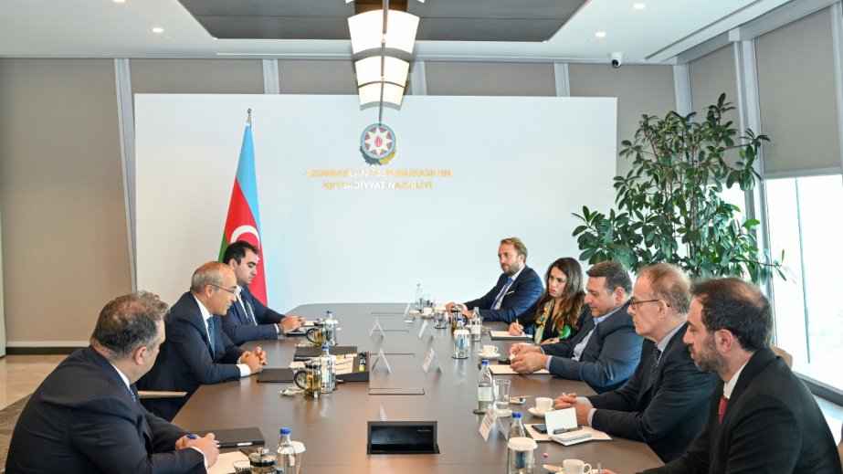 Azerbaijan, Karadeniz Holding explore new areas of energy cooperation