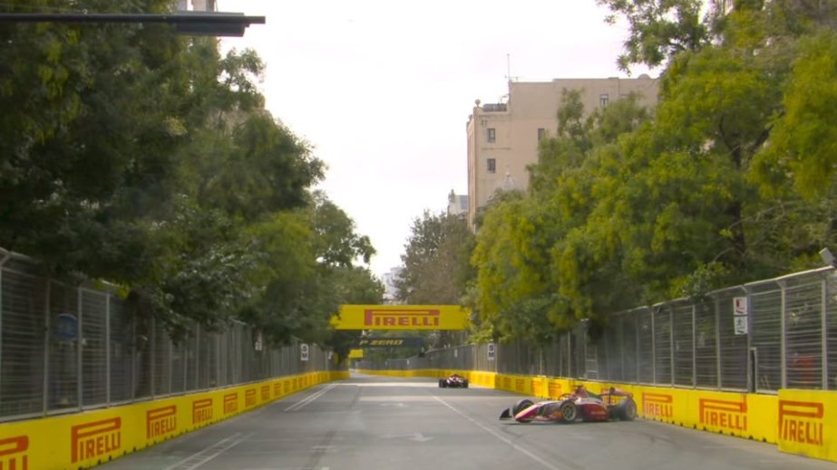Formula 2: Əsas yarışda qəza baş verib