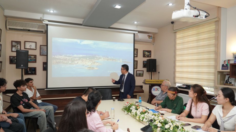 ADU-da Çin universitetləri ilə əməkdaşlığın genişləndirilməsinə dair müzakirələr aparılıb