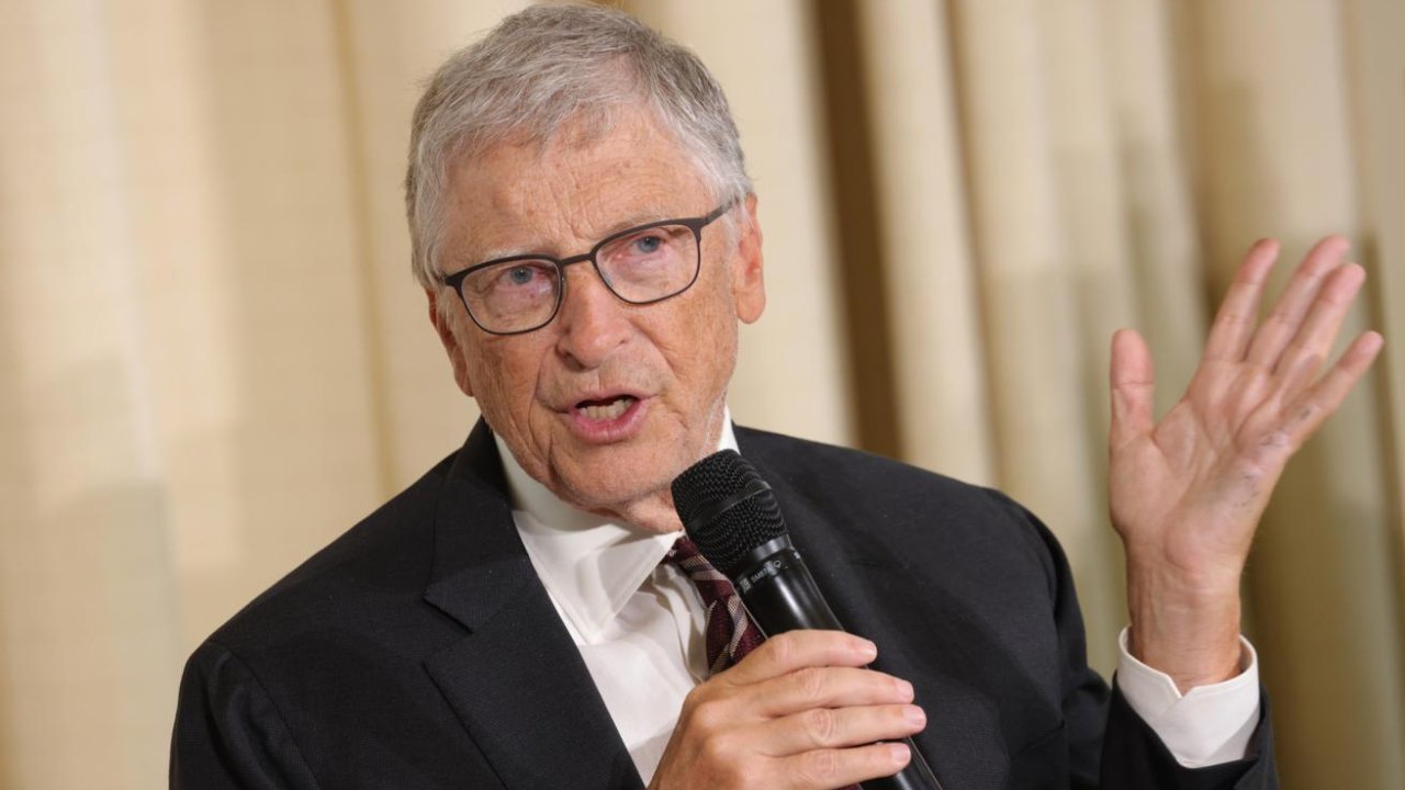 Bill Geyts artıq süni intellektin 1 milyard insanın ölümünə səbəb olacağını düşünmür - Tramp