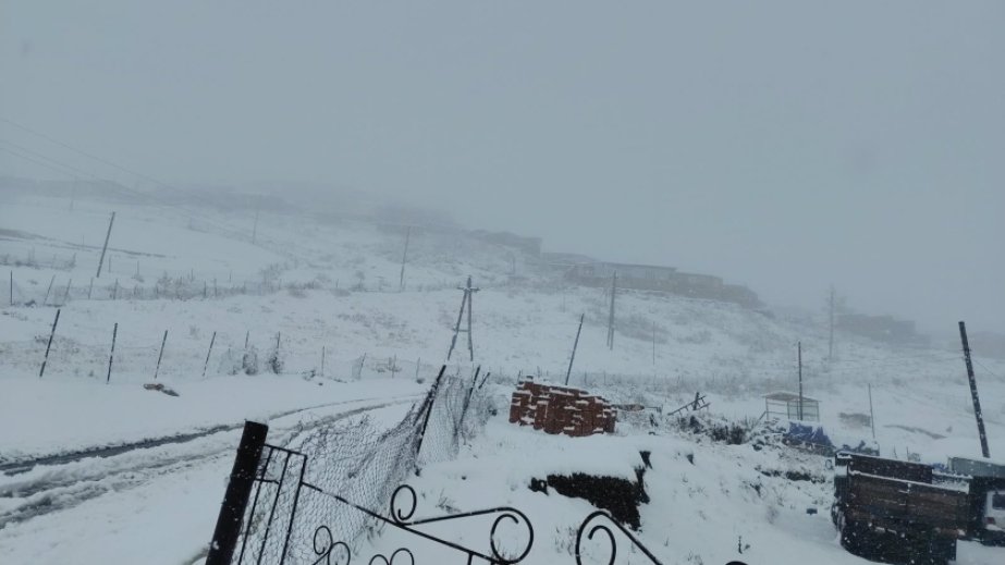 Qrız, Xınalıq, Qusar və Şahdağda qar yağır - Faktiki hava