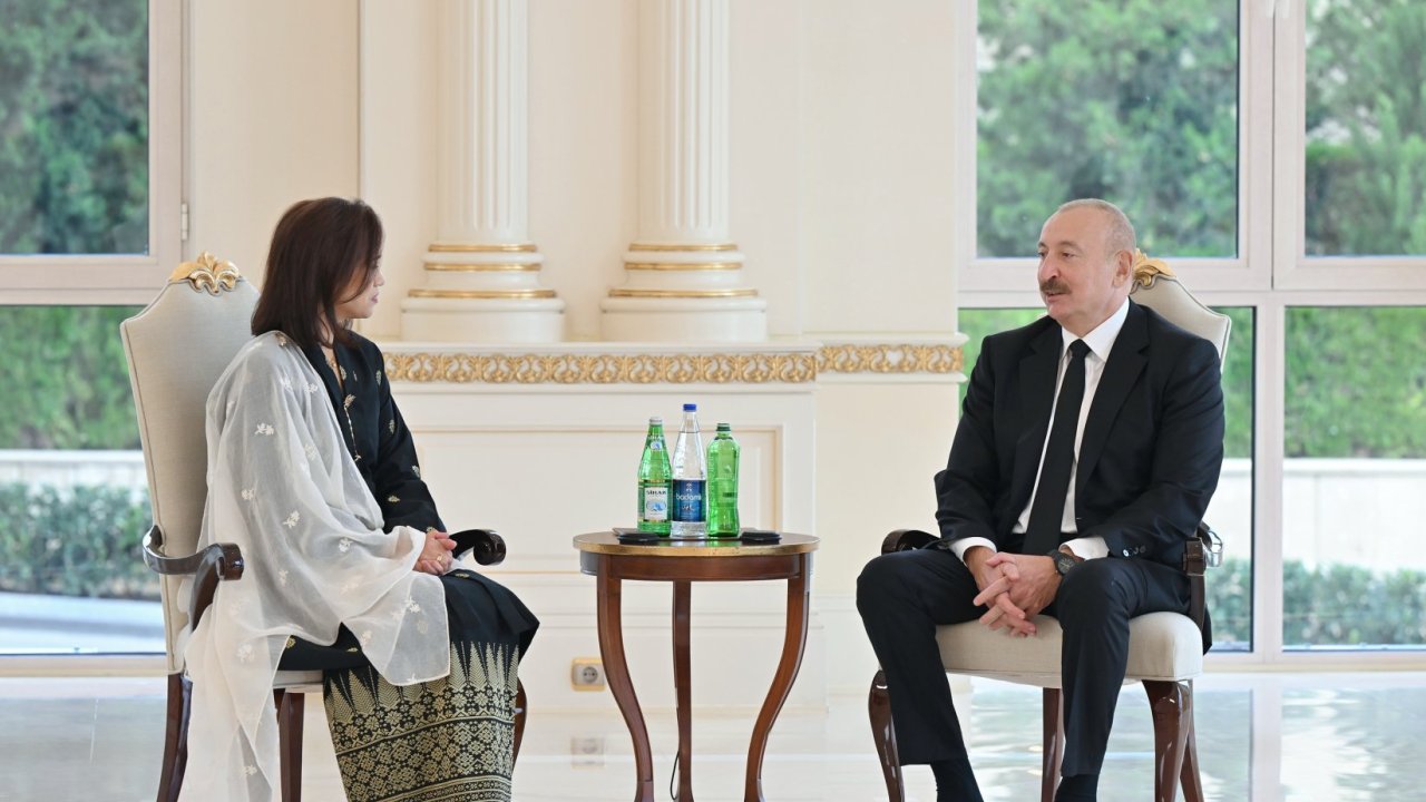 Prezident İlham Əliyev Malayziyanın Azərbaycanda yeni təyin olunmuş səfirini qəbul edib