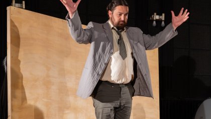 Britaniyalı dramaturq: Azərbaycan komandası ilə əməkdaşlıq çox maraqlı oldu