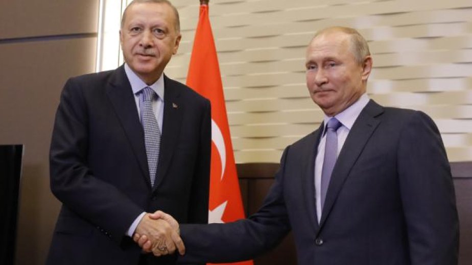 Ərdoğan Putinlə söhbətində Qara dənizdə gəmiçiliyin təhlükəsizliyinin əhəmiyyətini vurğulayıb