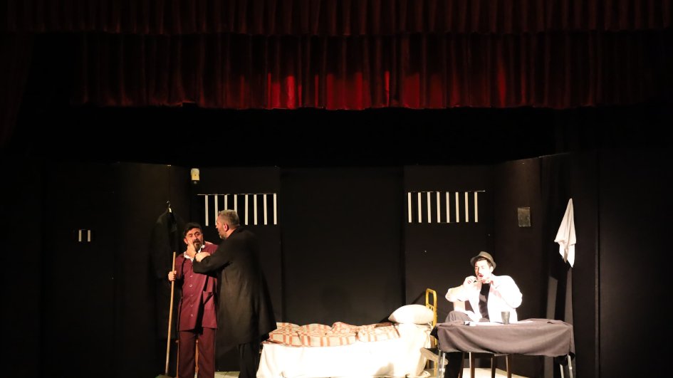 Naxçıvanda Ərzurum Şəhər Teatrının “Madmazelin pişiyi” tamaşası nümayiş olunub