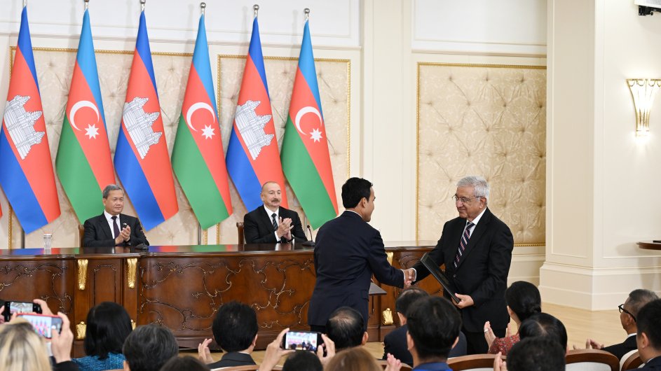 Azerbaijan–Cambodia documents exchanged