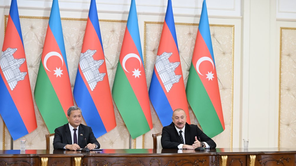President Ilham Aliyev and Prime Minister of Cambodia delivered press statements