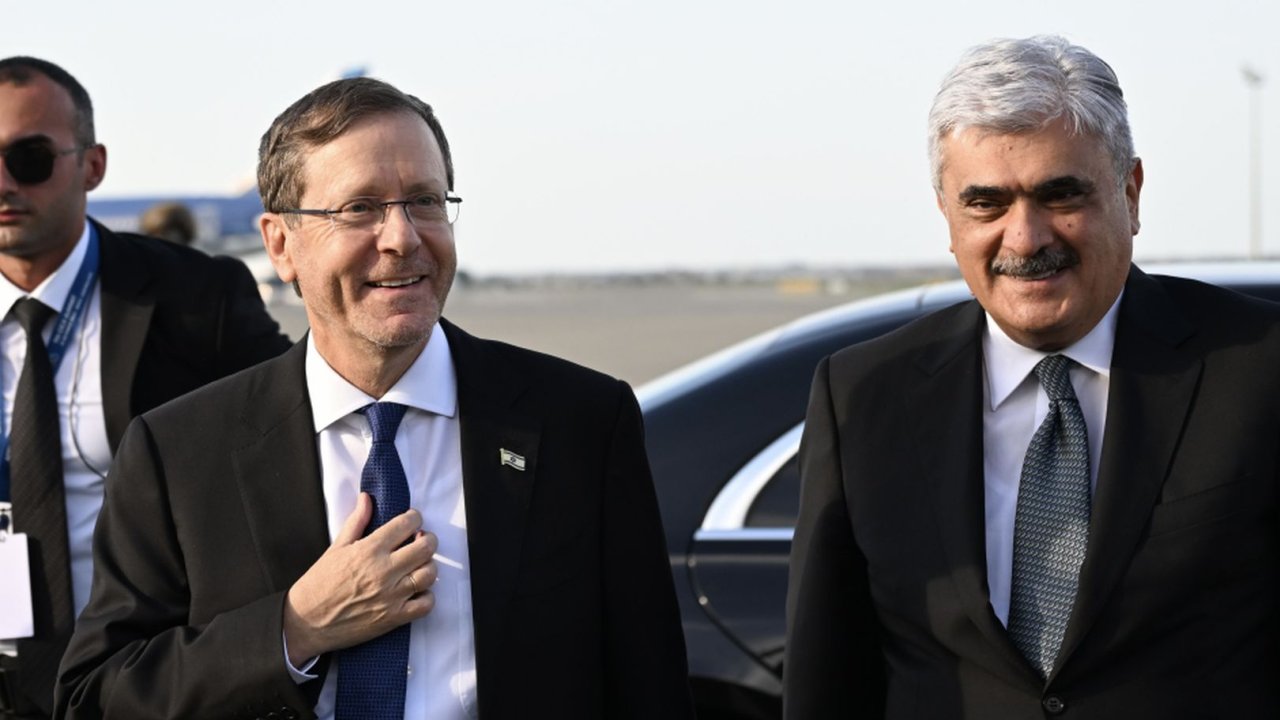 İsrail Prezidenti İsxak Hersoq Azərbaycana səfərə gəlib