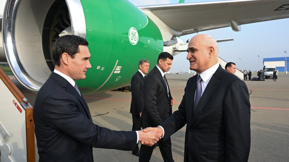 Türkmənistan Prezidenti Azərbaycana səfərə gəlib