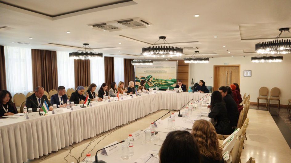 Azerbaijan joins international seminar on empowring women’s agribusiness in Astana