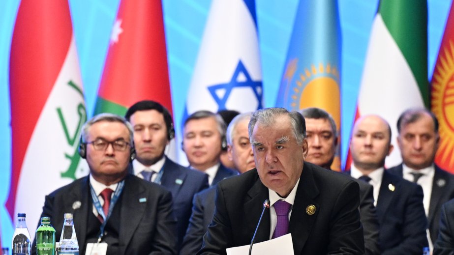 Emoməli Rəhmon: Yalnız qarşılıqlı ehtiram, hörmət və anlaşma ilə ortaq məqsədlərimizə nail ola bilərik