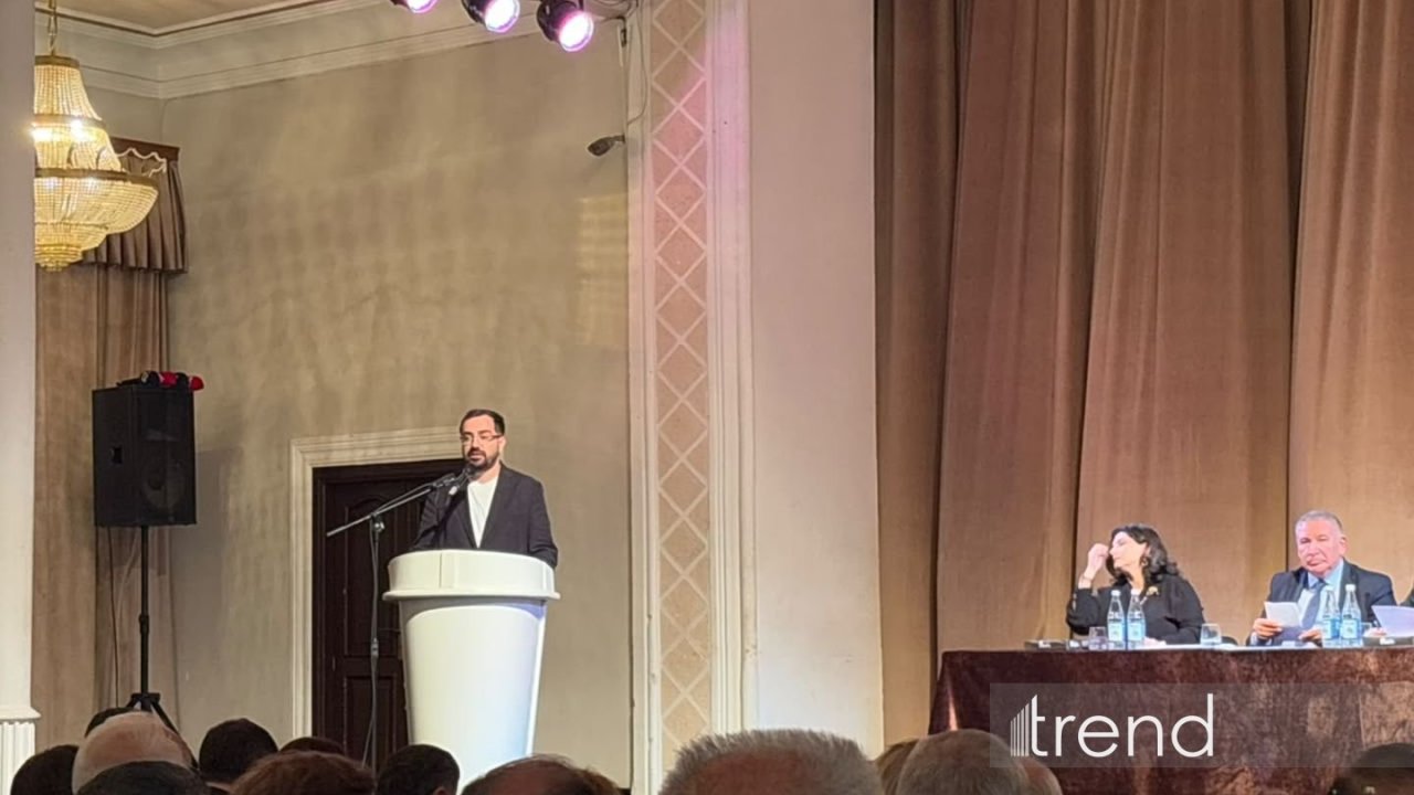 Süni intellekt redaksiyalarda tərcüməçi və redaktorları əvəz edə bilər