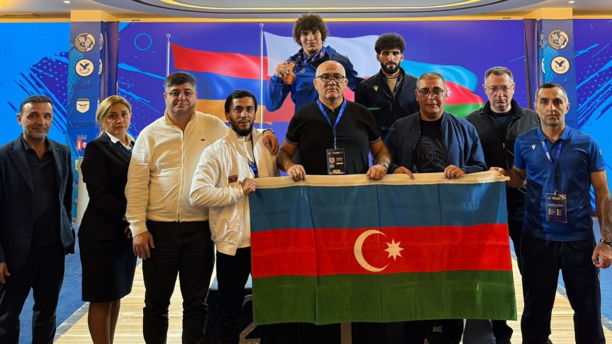 Azərbaycan ağırlıqqaldıranı Avropa birinciliyində üç bürünc medal qazanıb