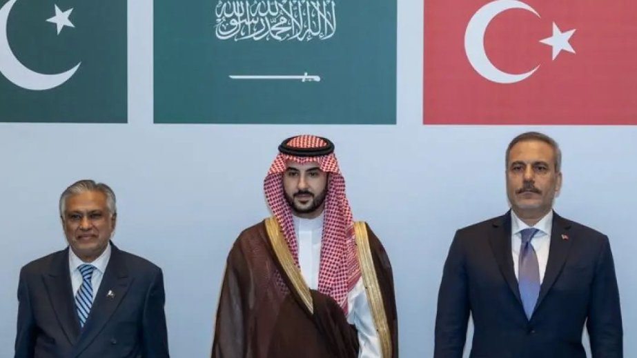 İran rəsmisi: Pakistan, Səudiyyə Ərəbistanı və Türkiyə nümayəndələri Tehranda danışıqlar aparacaqlar