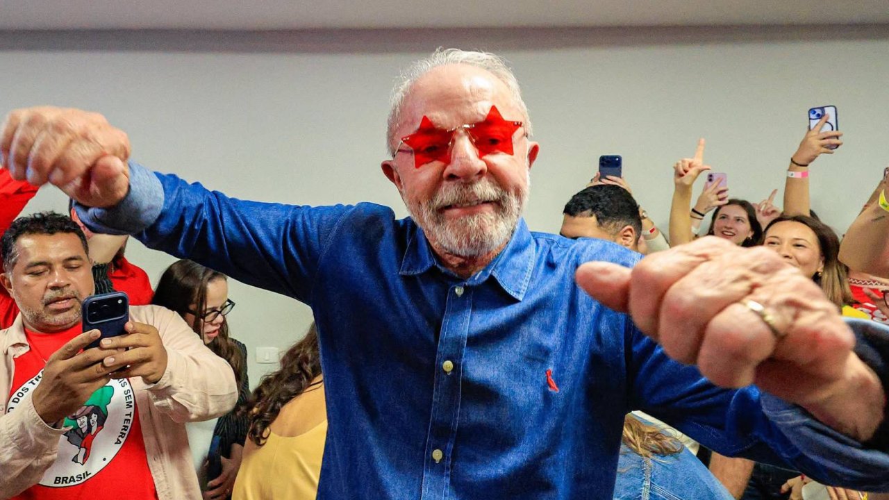 Lula da Silva Braziliyada prezident seçkilərində qalib gəlib