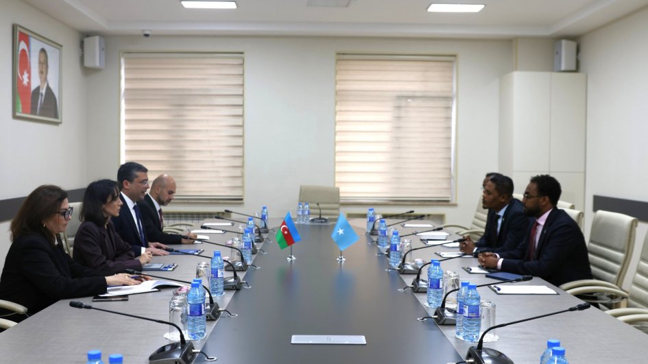 Azerbaijan’s Media and Broadcasting Council hosts meeting with Somali Minister of Information, Culture and Tourism