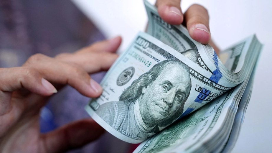 Azerbaijan’s strategic foreign exchange reserves exceed external debt by 19.8 times