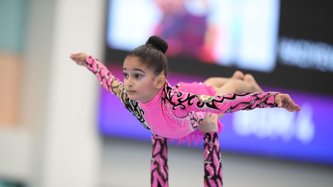 Akrobatika və aerobika gimnastikası üzrə ölkə birinciliklərinə start verilib